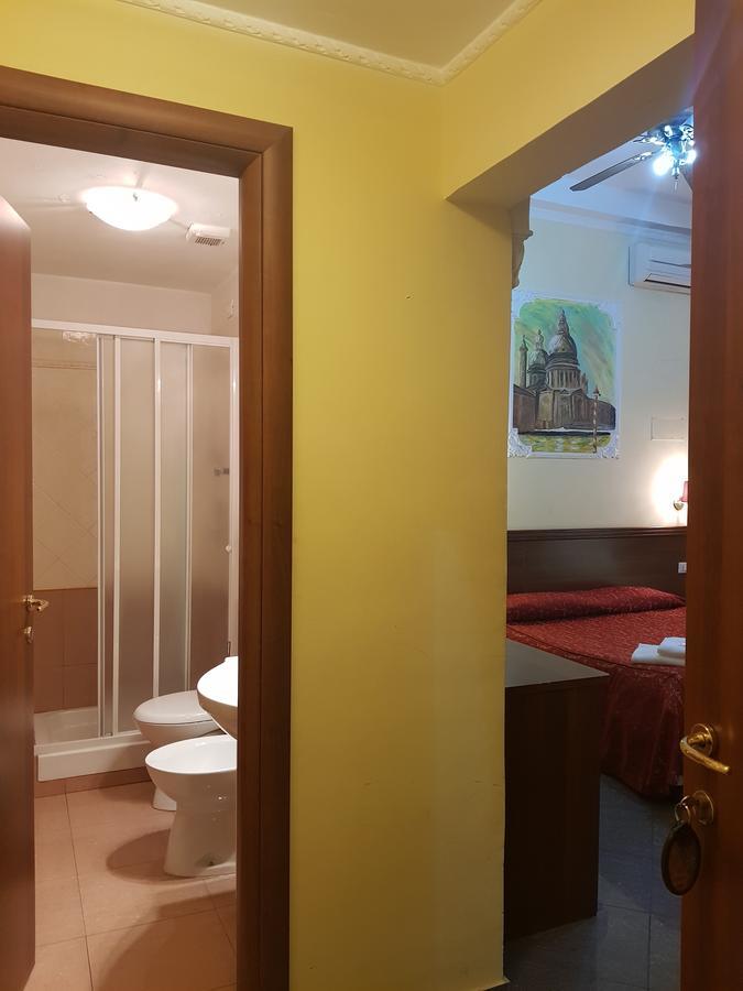 鲁迪中心住宿加早餐旅馆 罗马 外观 照片